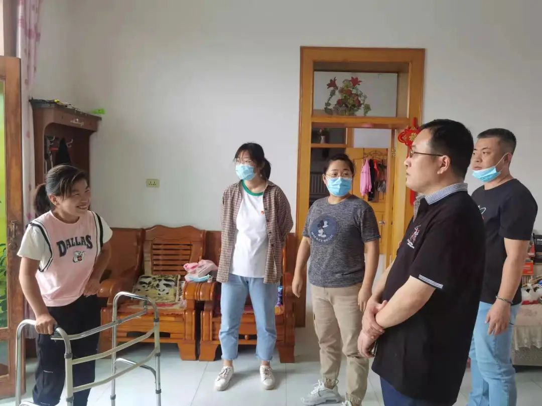 精品人妻无码一区二区三区在线_国产精品人妻一区二区高-精品人妻少妇嫩草AV无码专区-亚洲精品国产精品国自产观看メイリン モデルコレクション メイ,把极品白丝老师啪到腿软メイリン モデルコレクション メイ 美女图片 动漫 精品开展走访慰问结对困难户活动(图2)