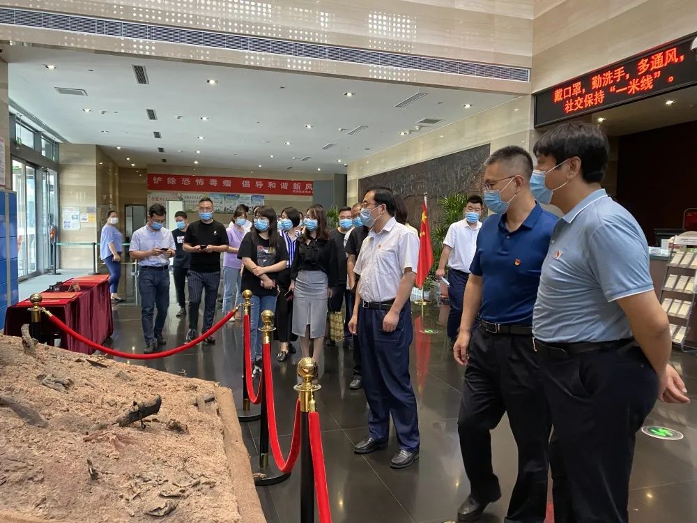 精品人妻无码一区二区三区在线_国产精品人妻一区二区高-精品人妻少妇嫩草AV无码专区-亚洲精品国产精品国自产观看メイリン モデルコレクション メイ,把极品白丝老师啪到腿软メイリン モデルコレクション メイ 美女图片 动漫 精品组织党员干部参观党史学习教育主题展览(图1)