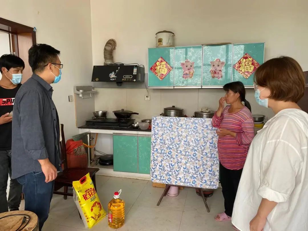 精品人妻无码一区二区三区在线_国产精品人妻一区二区高-精品人妻少妇嫩草AV无码专区-亚洲精品国产精品国自产观看メイリン モデルコレクション メイ,把极品白丝老师啪到腿软メイリン モデルコレクション メイ 美女图片 动漫 精品开展走访慰问结对困难户活动(图3)