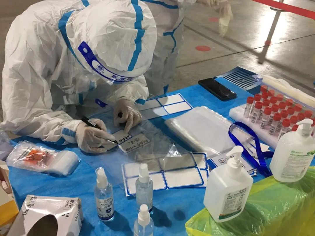 坚守一线，战“疫”到底！(图3)