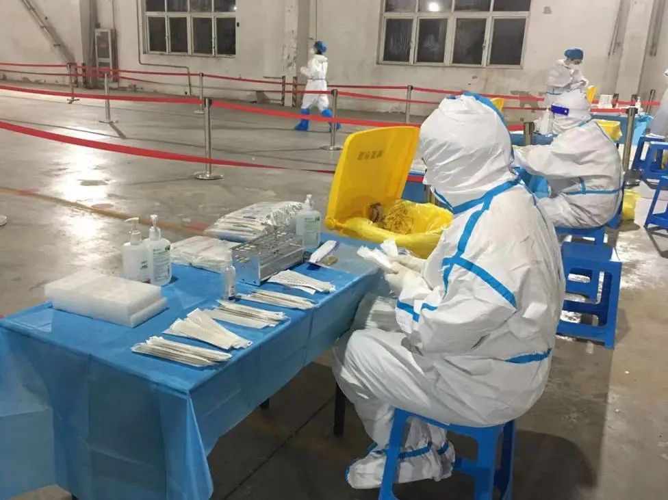 坚守一线，战“疫”到底！(图4)