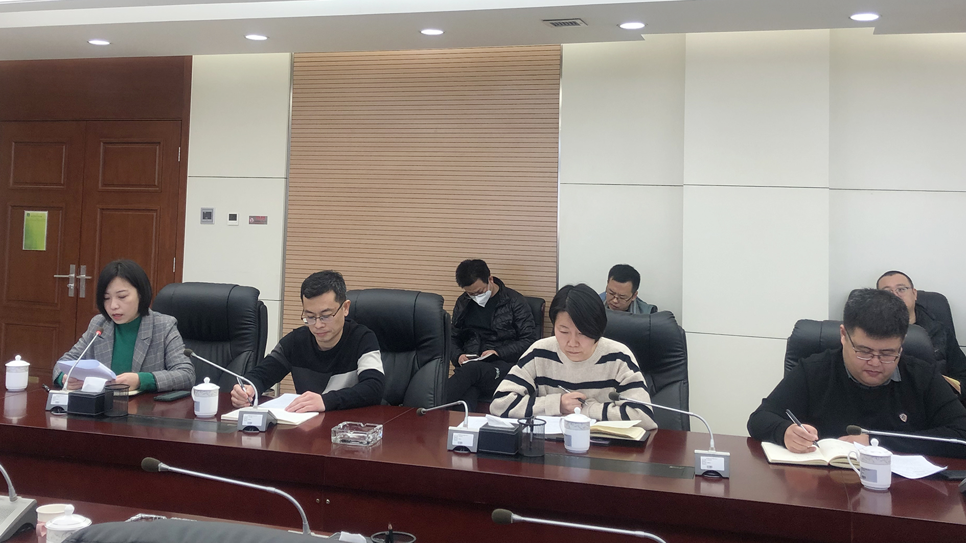 乘势而上 笃行不怠｜精品人妻无码一区二区三区在线_国产精品人妻一区二区高-精品人妻少妇嫩草AV无码专区-亚洲精品国产精品国自产观看メイリン モデルコレクション メイ,把极品白丝老师啪到腿软メイリン モデルコレクション メイ 美女图片 动漫 精品召开中层干部汇报会(图3)