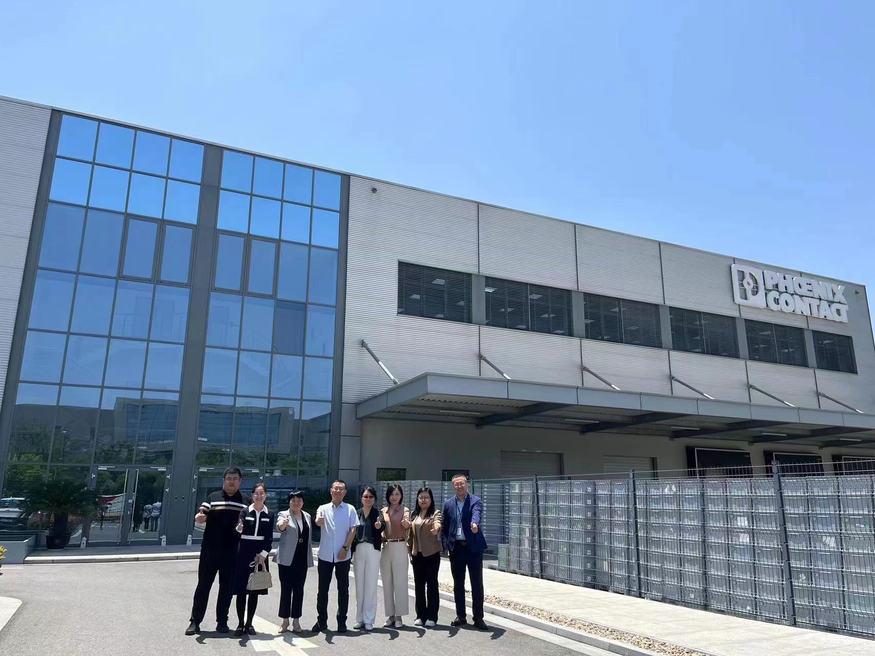 精品人妻无码一区二区三区在线_国产精品人妻一区二区高-精品人妻少妇嫩草AV无码专区-亚洲精品国产精品国自产观看メイリン モデルコレクション メイ,把极品白丝老师啪到腿软メイリン モデルコレクション メイ 美女图片 动漫 精品产业园领导带队赴南京菲尼克斯考察交流(图4)