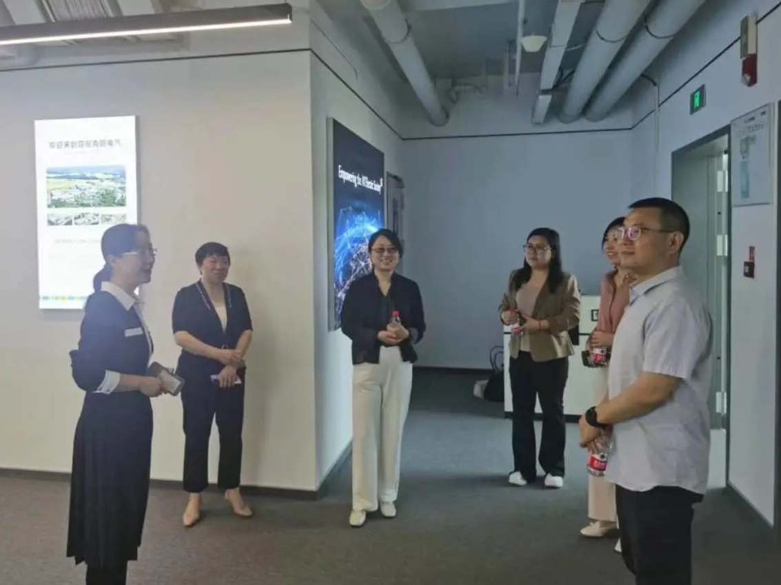 精品人妻无码一区二区三区在线_国产精品人妻一区二区高-精品人妻少妇嫩草AV无码专区-亚洲精品国产精品国自产观看メイリン モデルコレクション メイ,把极品白丝老师啪到腿软メイリン モデルコレクション メイ 美女图片 动漫 精品产业园领导带队赴南京菲尼克斯考察交流(图3)