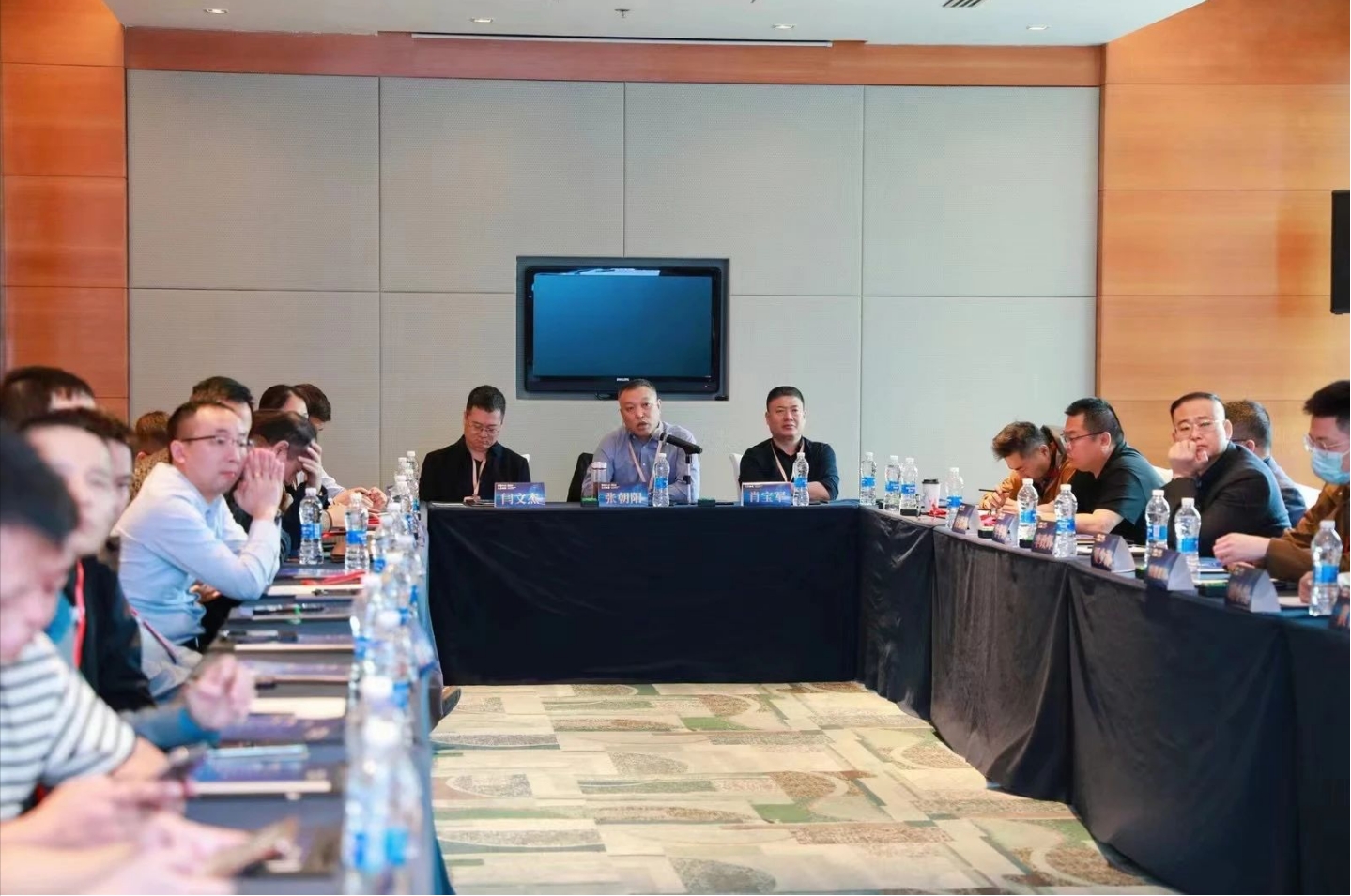 首季“开门红”，精品人妻无码一区二区三区在线_国产精品人妻一区二区高-精品人妻少妇嫩草AV无码专区-亚洲精品国产精品国自产观看メイリン モデルコレクション メイ,把极品白丝老师啪到腿软メイリン モデルコレクション メイ 美女图片 动漫 精品交出优异答卷！(图2)