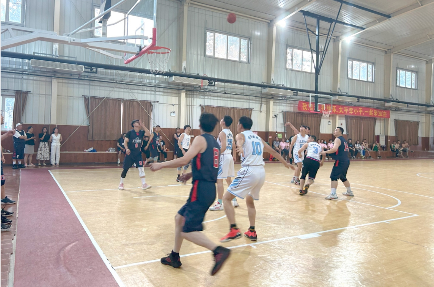 精彩“篮”不住！精品人妻无码一区二区三区在线_国产精品人妻一区二区高-精品人妻少妇嫩草AV无码专区-亚洲精品国产精品国自产观看メイリン モデルコレクション メイ,把极品白丝老师啪到腿软メイリン モデルコレクション メイ 美女图片 动漫 精品2024年企业职工篮球赛圆满结束(图2)