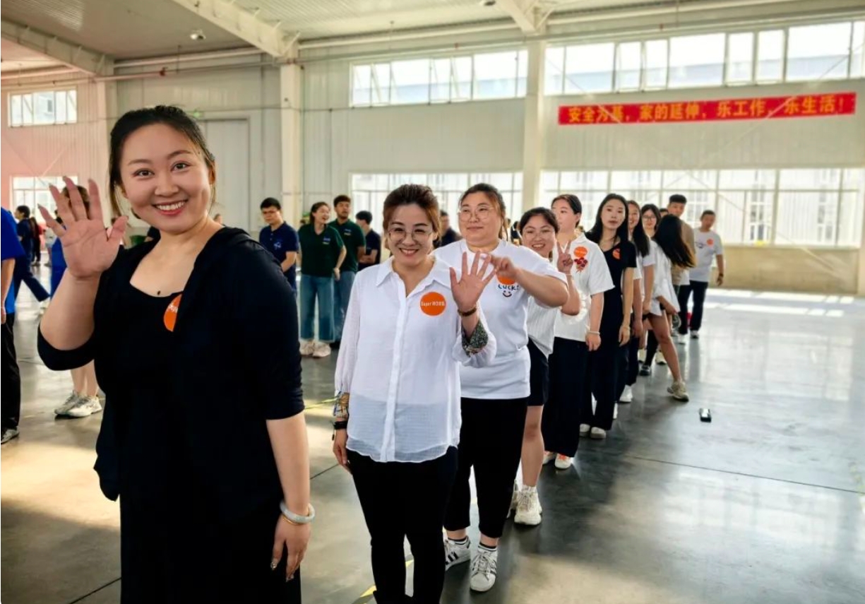 精品人妻无码一区二区三区在线_国产精品人妻一区二区高-精品人妻少妇嫩草AV无码专区-亚洲精品国产精品国自产观看メイリン モデルコレクション メイ,把极品白丝老师啪到腿软メイリン モデルコレクション メイ 美女图片 动漫 精品固诺实业举办2024“家企同舟”游园会活动(图4)