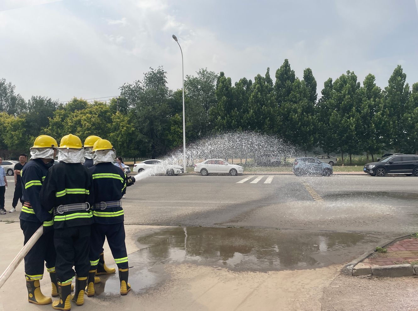 以“演”为战，以“练”筑防——精品人妻无码一区二区三区在线_国产精品人妻一区二区高-精品人妻少妇嫩草AV无码专区-亚洲精品国产精品国自产观看メイリン モデルコレクション メイ,把极品白丝老师啪到腿软メイリン モデルコレクション メイ 美女图片 动漫 精品组织企业开展应急演练观摩会(图5)