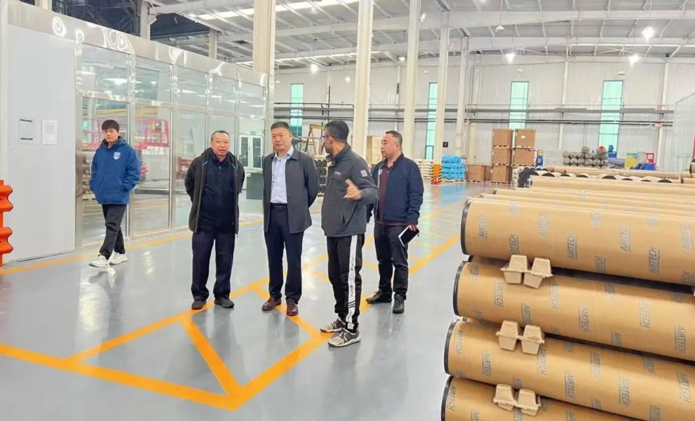 精准对接靠前服务|园区领导深入重点企业调研，推动营商环境跃升(图1)