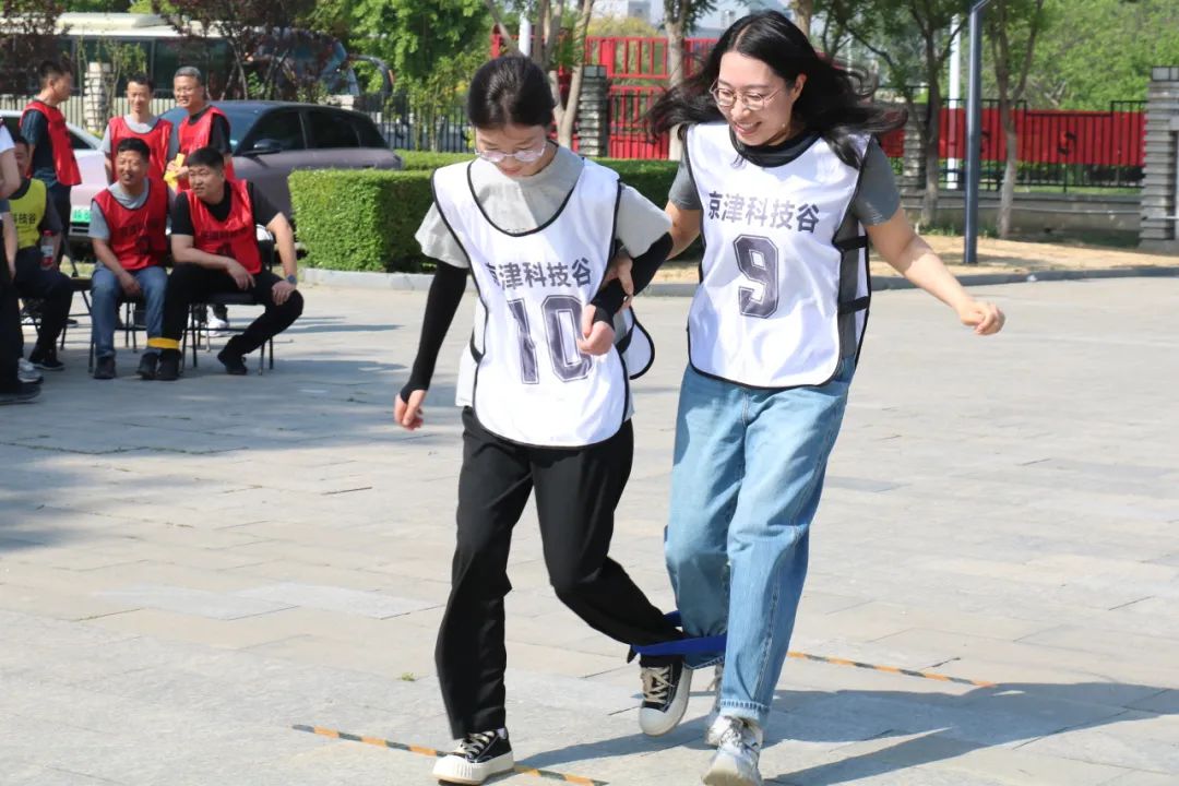 趣享运动，协进新程|这场趣味运动会嗨翻全场！(图5)