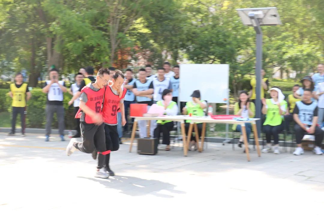 趣享运动，协进新程|这场趣味运动会嗨翻全场！(图8)