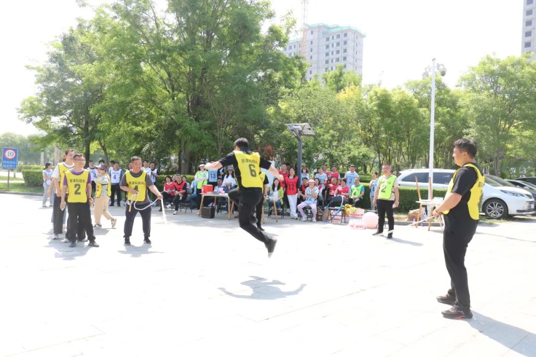 趣享运动，协进新程|这场趣味运动会嗨翻全场！(图13)