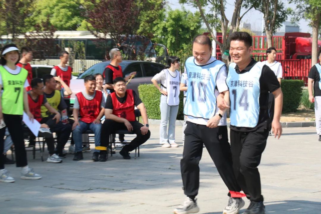 趣享运动，协进新程|这场趣味运动会嗨翻全场！(图6)